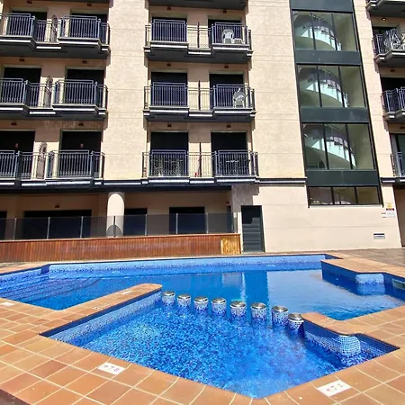 Bali - Modern With Parking & Swimming Pool Lloret de Mar